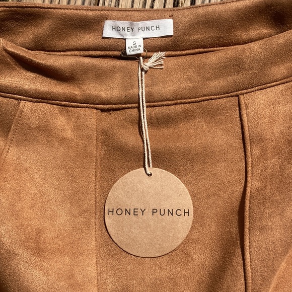Honey Punch Tan Suede Skirt - Picture 2 of 3